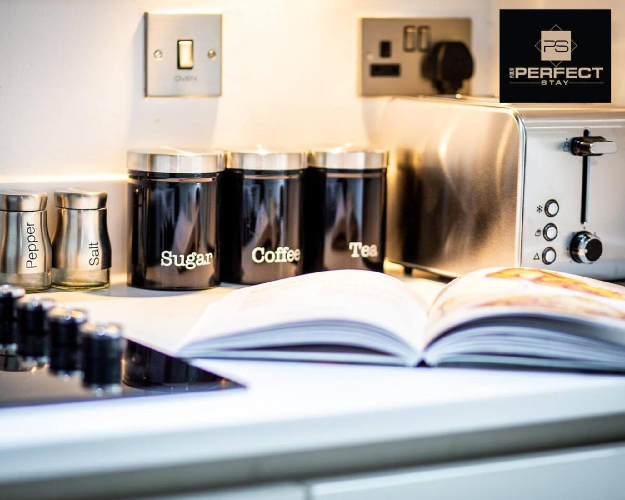 Luxe Modern Apartment By Your Perfect Stay Short Lets Birmingham Exteriör bild