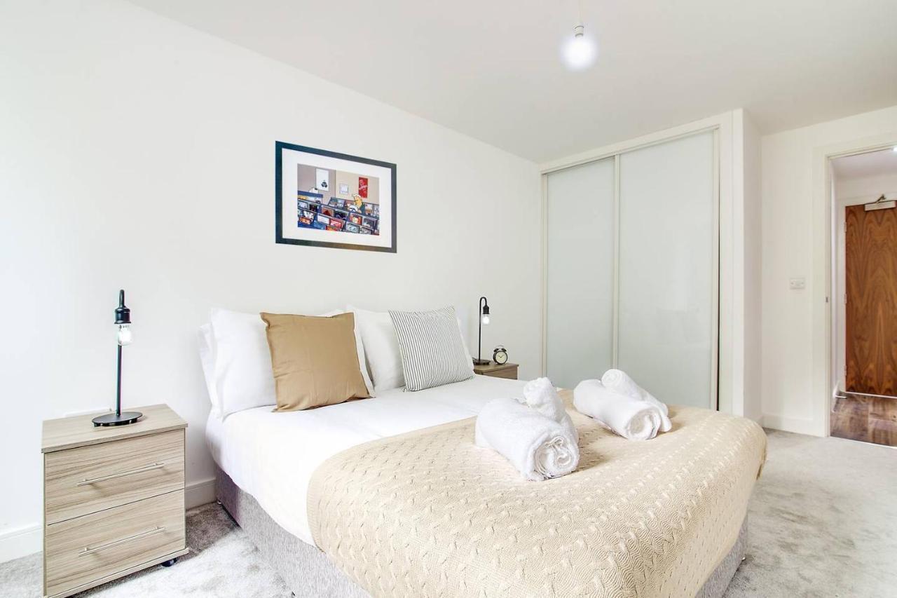 Luxe Modern Apartment By Your Perfect Stay Short Lets Birmingham Exteriör bild